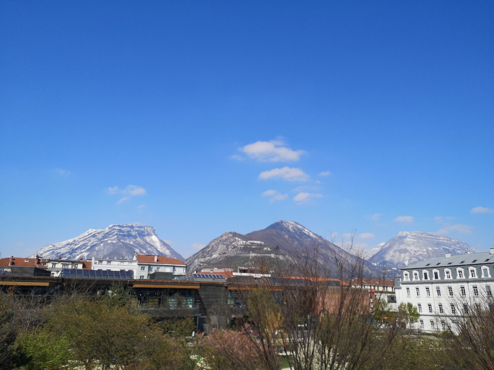 4. April / 4 avril 2022
