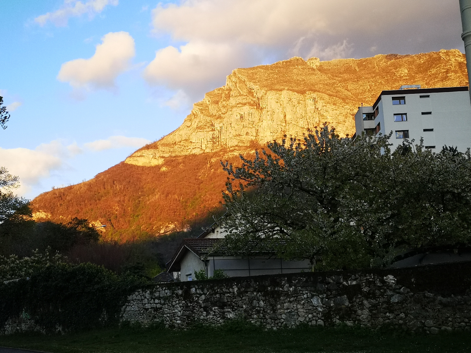 9. April / 9 avril 2022