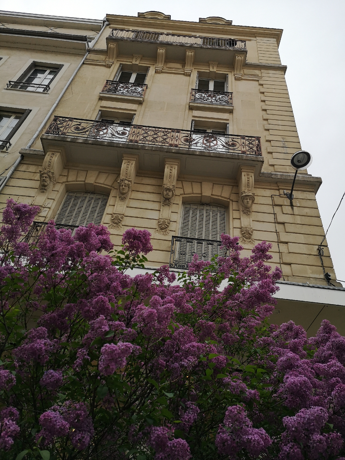 12. April / 12 avril 2022